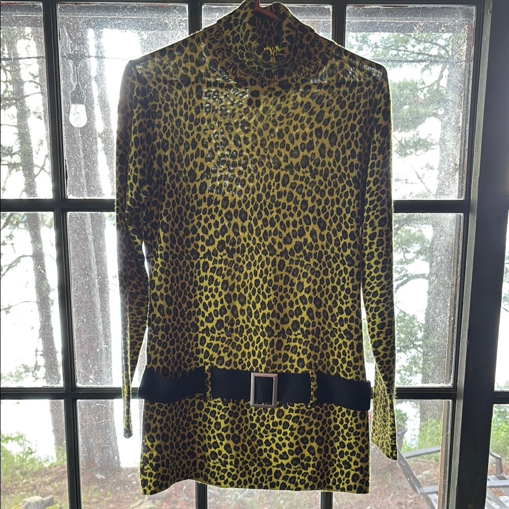 Leopard Print Long Sleeve Top